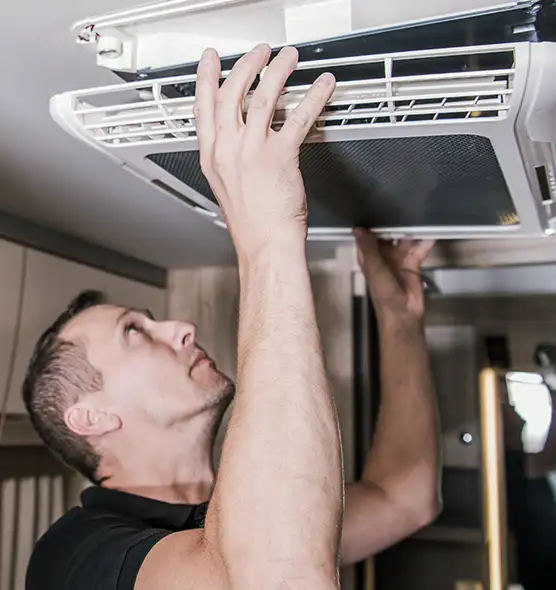  Professional Licensed And Insured Cleaners in Maywood, CA